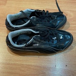Puma indoor soccer fustal shoes youth size 3